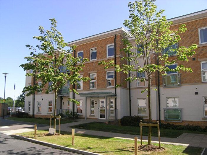 1 Bedroom Apartment To Rent In Highbury Drive, Leatherhead, KT22