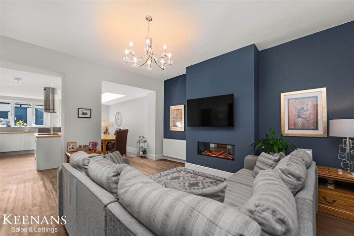 3 Bedroom Terraced House For Sale In Burnley Road, Ramsbottom, Bury, BL0