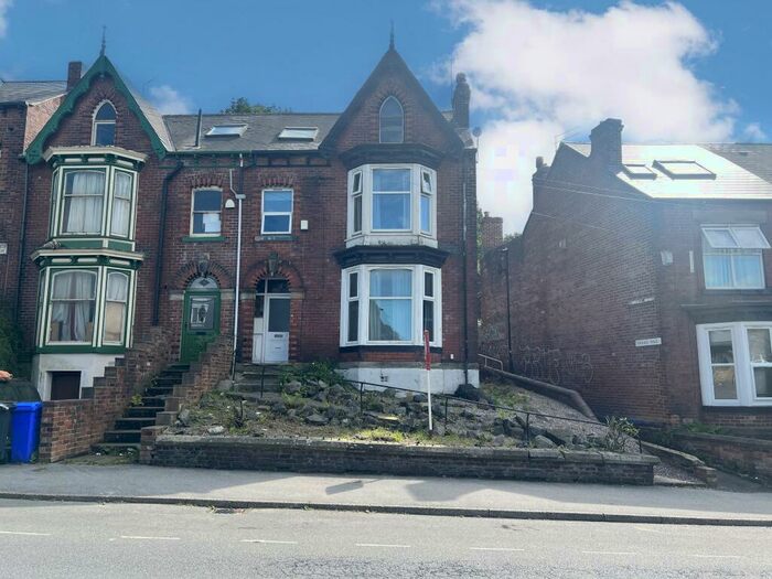 6 Bedroom House To Rent In Junction Road, Sheffield, S11