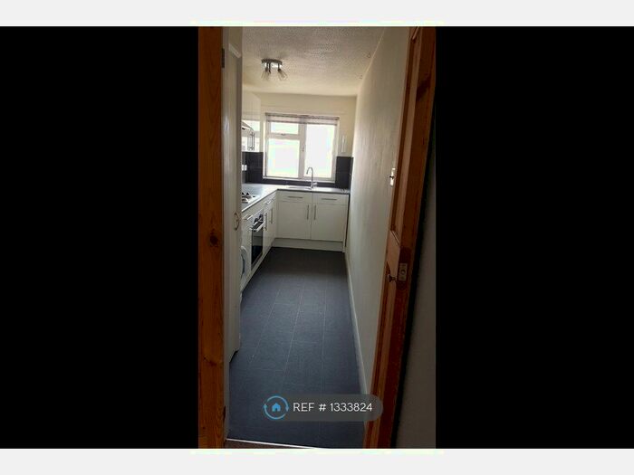 1 Bedroom Maisonette To Rent In Upper Abbotts Hill, Aylesbury, HP19