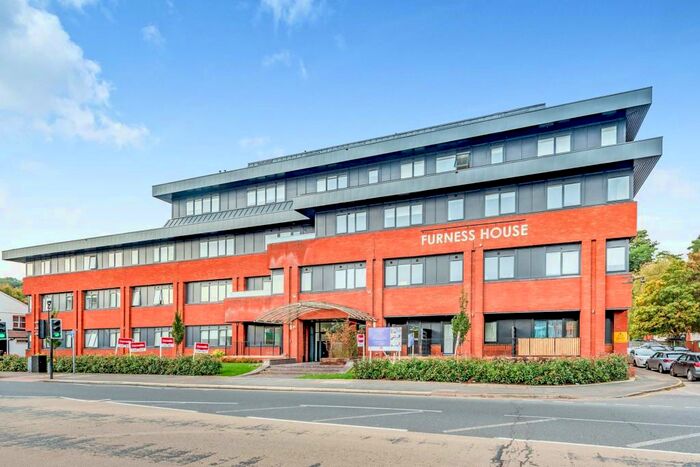 1 Bedroom Flat To Rent In Brighton Road, Redhill, RH1