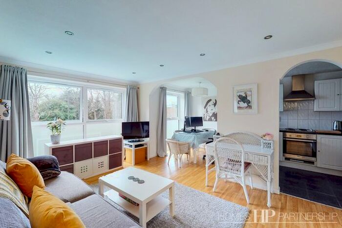 2 Bedroom Maisonette To Rent In Hyde Heath Court, Crawley RH10