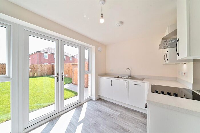 2 Bedroom End Of Terrace House To Rent In Bedroom End Of Terrace House In Dandelion Drive, Cramlington, NE23