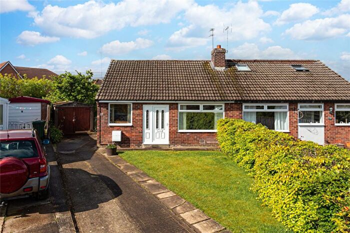 2 Bedroom Bungalow For Sale In Woodland Way, Huntington, York, North Yorkshire, YO32