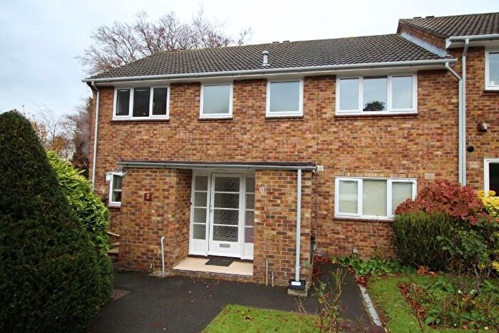 3 Bedroom Flat To Rent In Mount Harry Road, Sevenoaks, TN13