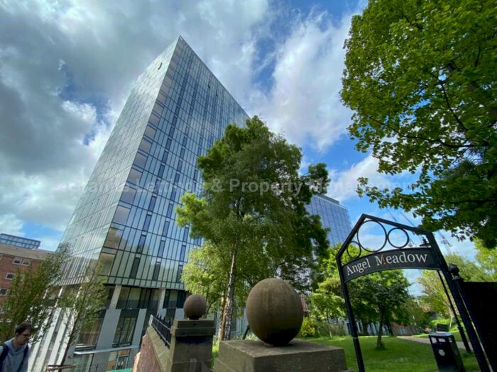 2 Bedroom Apartment To Rent In The Gate, Aspin Lane, Manchester, M4