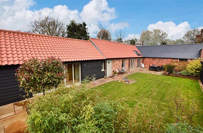 2 Bedroom Property For Sale In Hill Farm Court, Mears Ashby, Northampton, NN6