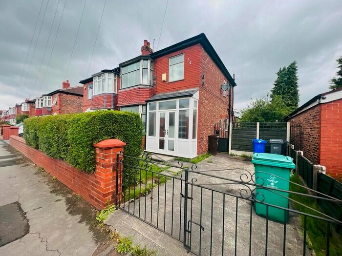 3 Bedroom Semi-Detached House To Rent In Hyde Road, Gorton, Manchester, M18