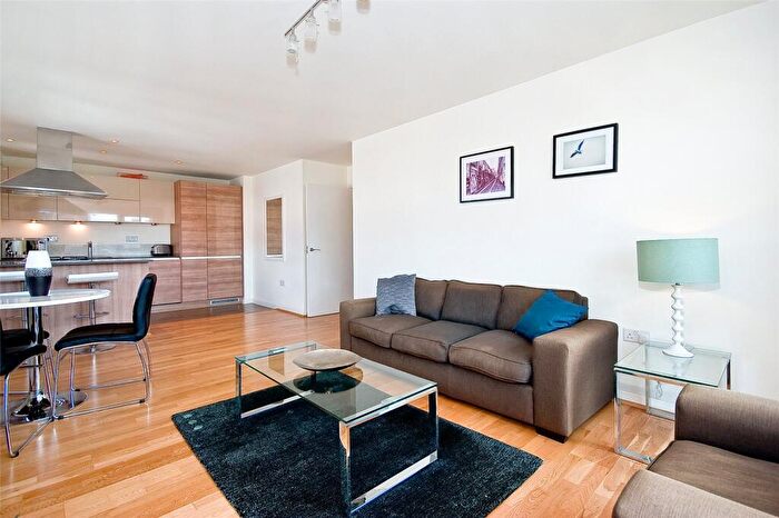 2 Bedroom Apartment To Rent In Fletcher Street, E1