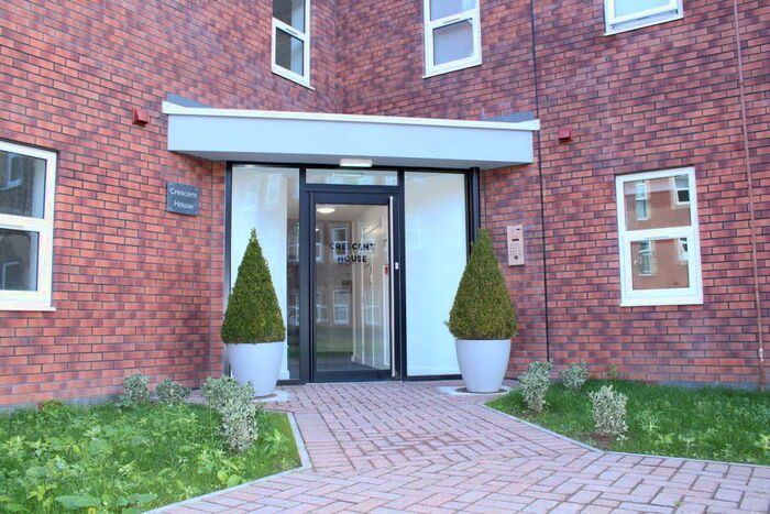 1 Bedroom House To Rent In Crescent House, Woodside Park, Rugby, CV21