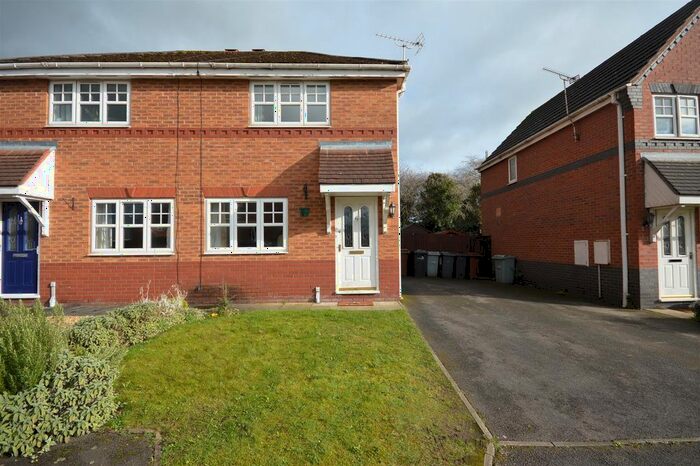 3 Bedroom Semi-Detached House To Rent In Coleridge Close, Sandbach, CW11