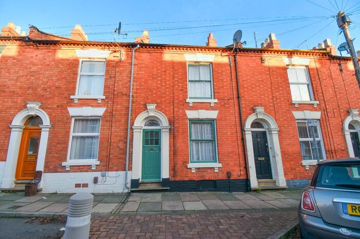 2 Bedroom Terraced House To Rent In Alexandra Road, Northampton, NN1