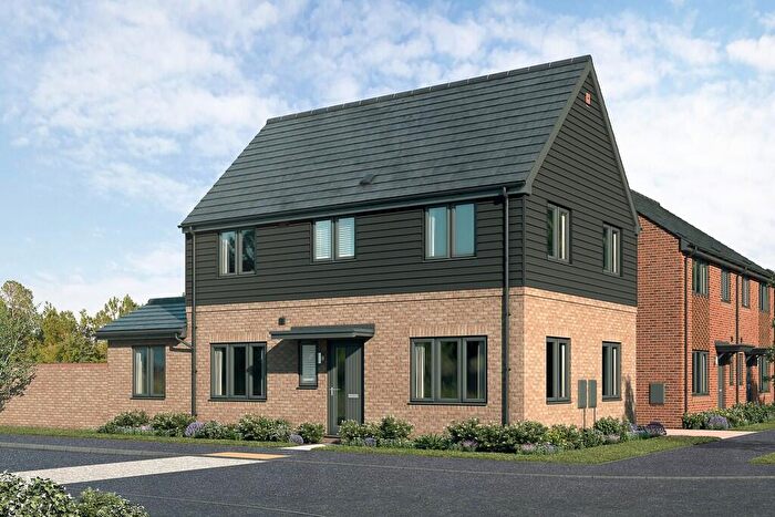 3 Bedroom Detached House For Sale In Wheldon Lane, Crowthorne, RG40