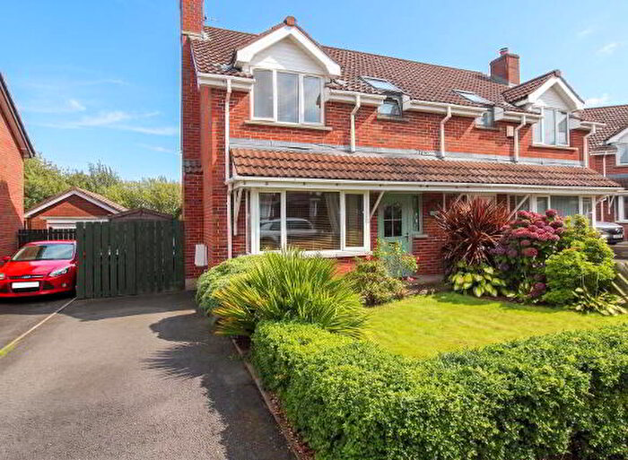 3 Bedroom Semi-Detached House For Sale In Arthur Avenue, Newtownabbey, BT36