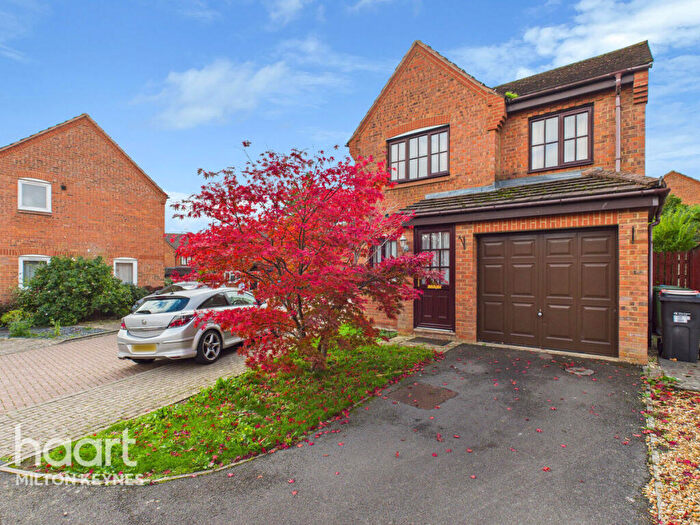 3 Bedroom Detached House For Sale In Bremen Grove, Milton Keynes, MK5