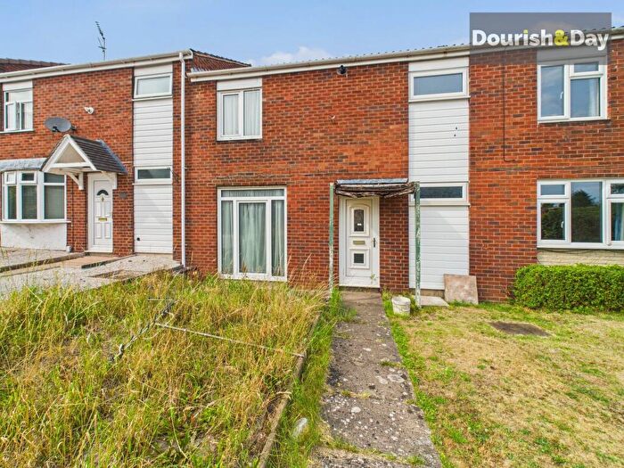 3 Bedroom Terraced House For Sale In Penkvale Road, Stafford, ST17