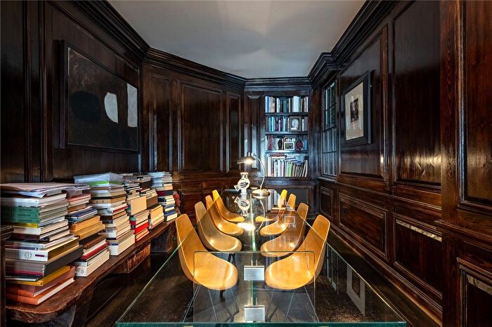 3 Bedroom Terraced House For Sale In Cleveland Row, St James’S, London, SW1A