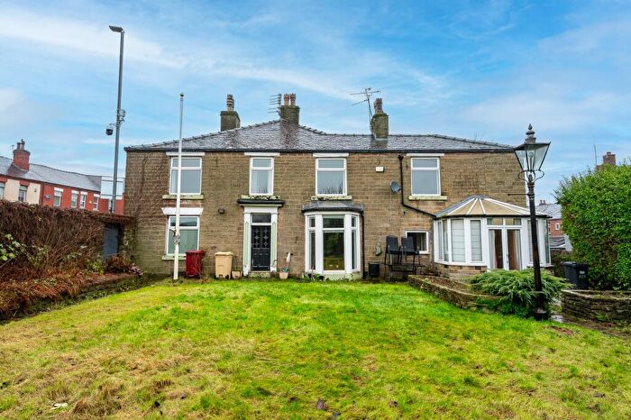 4 Bedroom Detached House For Sale In Blackburn Road, Astley Bridge, BL1