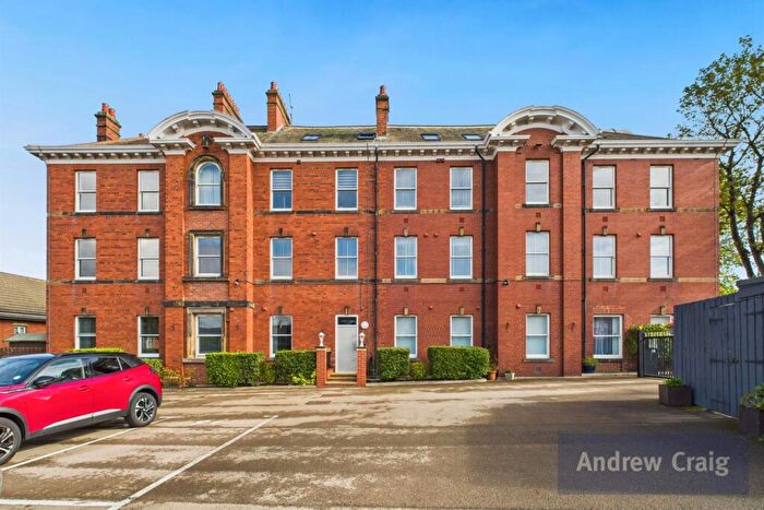 2 Bedroom Apartment To Rent In Ingham House, South Shields, NE33