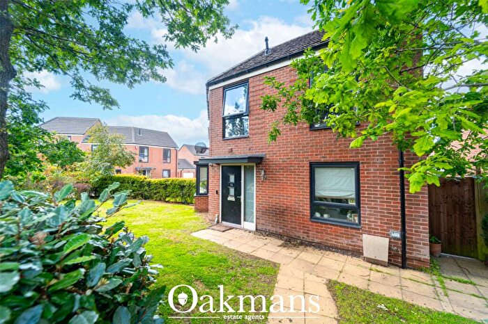 3 Bedroom Semi Detached House For Sale In Lower Beeches Road, Birmingham, West Midlands, B31