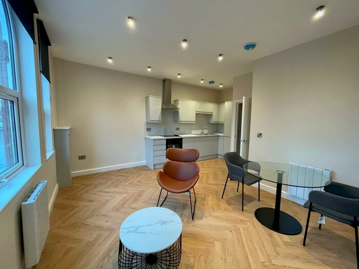 1 Bedroom Apartment To Rent In Grange Lane, Didsbury, M20