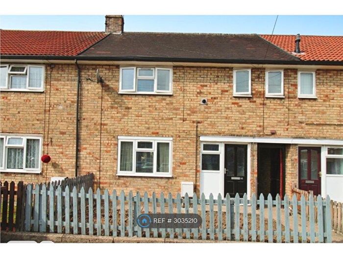 3 Bedroom Terraced House To Rent In Skipwith Close, Hull, HU6