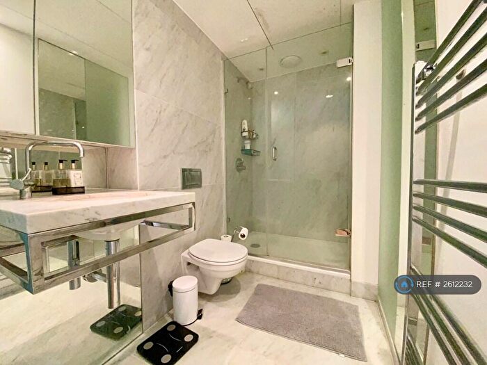 Studio To Rent In Ontario Tower, London, E14