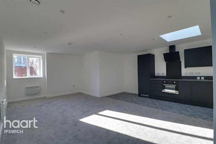 2 Bedroom Apartment To Rent In Rampart Place, Tower Ramparts, Ipswich, IP1