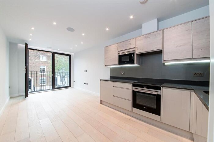2 Bedroom Apartment To Rent In Leighton Road, Kentish Town, NW5
