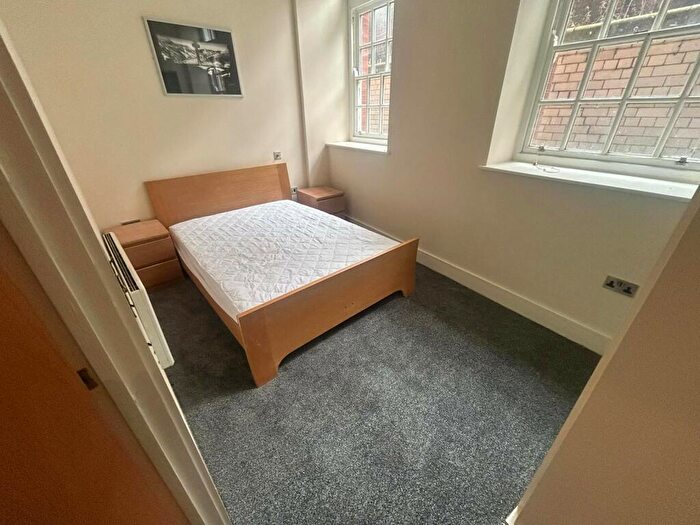 2 Bedroom Apartment To Rent In The Ropewalk, Nottingham, NG1