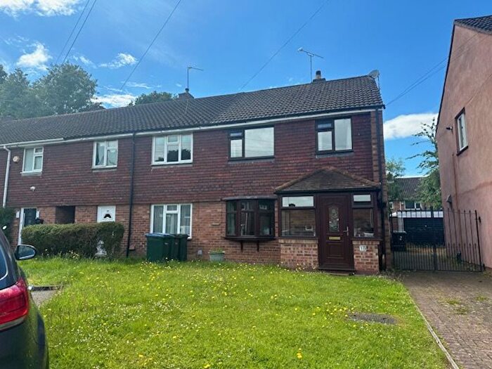 3 Bedroom Property To Rent In Goode Croft, Tile Hill, Coventry R, CV4