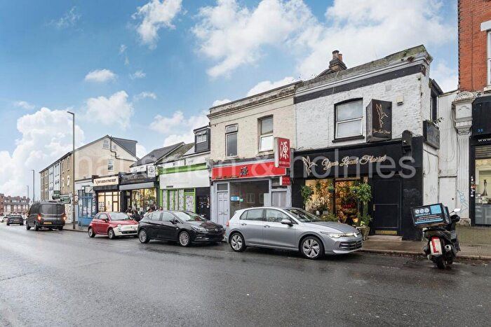 1 Bedroom Flat To Rent In Church Road, Hendon, NW4