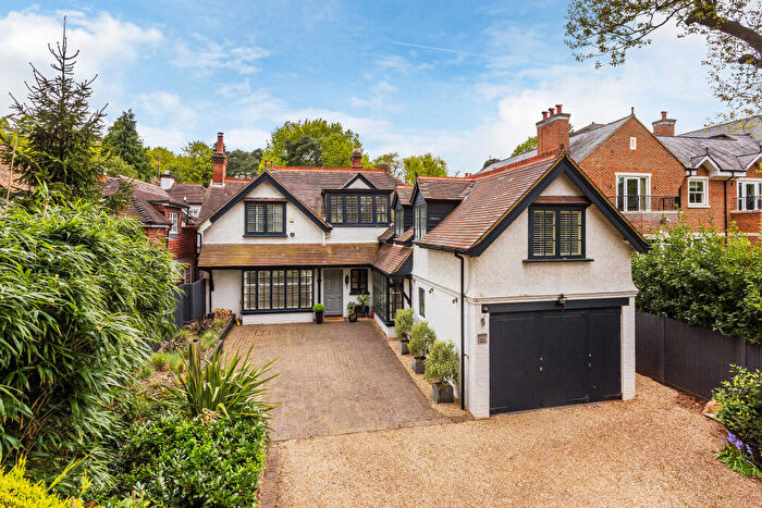 5 Bedroom Detached House To Rent In Ref: Gk - Gower Road, Weybridge, KT13