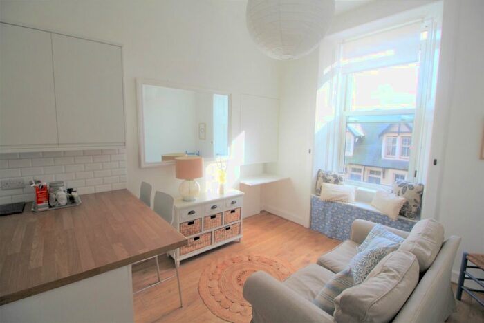 1 Bedroom Flat To Rent In Ramsay Place, Portobello, Edinburgh, EH15