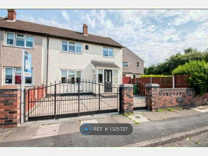 3 Bedroom Semi-Detached House To Rent In St. Christophers Avenue, Bootle L30