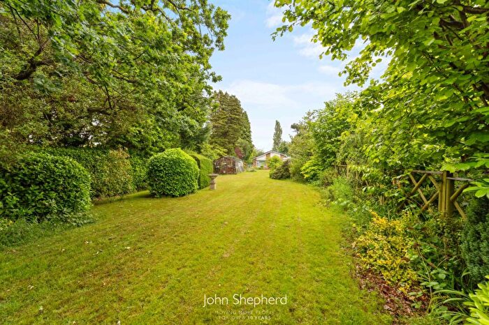 3 Bedroom Bungalow For Sale In Widney Manor Road, Solihull, West Midlands, B91