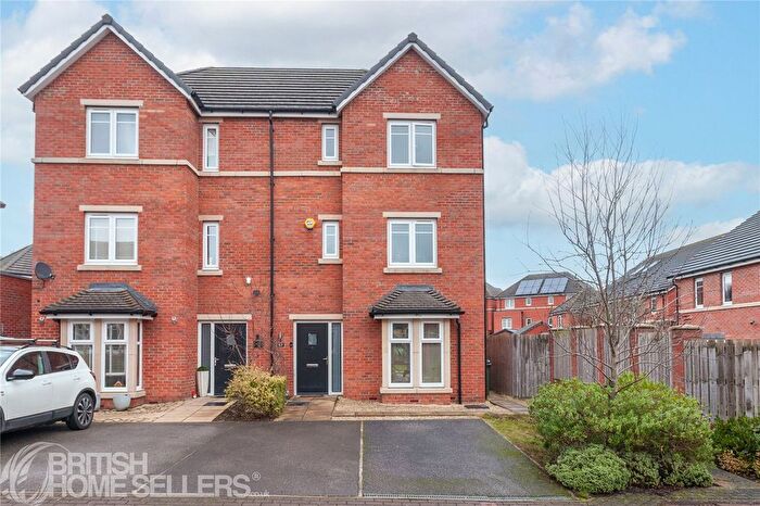 4 Bedroom Semi-Detached House For Sale In Cotham Drive, Wakefield, West Yorkshire, WF2