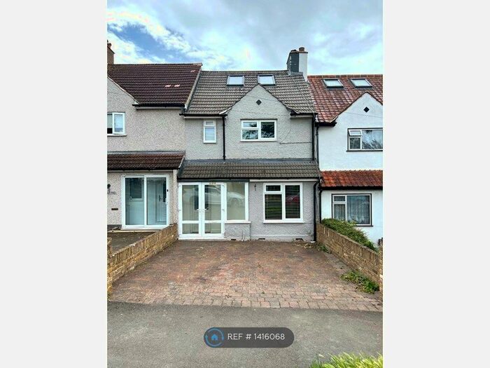 3 Bedroom Terraced House To Rent In Ridge Road, Sutton, SM3