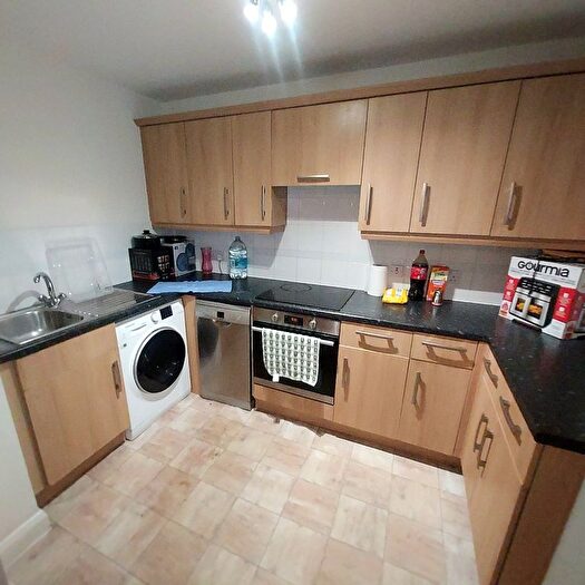 2 Bedroom Flat To Rent In London Road, Croydon, CR0