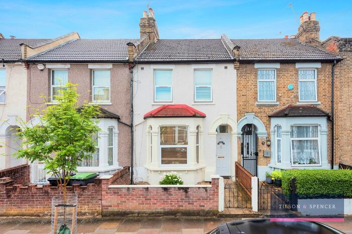3 Bedroom Terraced House To Rent In Asplins Road, Tottenham, London, N17