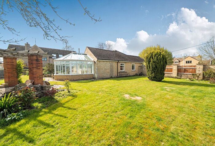 3 Bedroom Bungalow For Sale In Oxenton, Cheltenham, Gloucestershire, GL52