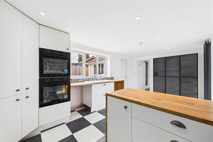 2 Bedroom Detached Bungalow For Sale In Rookery Lane, Sutton-In-Ashfield, NG17