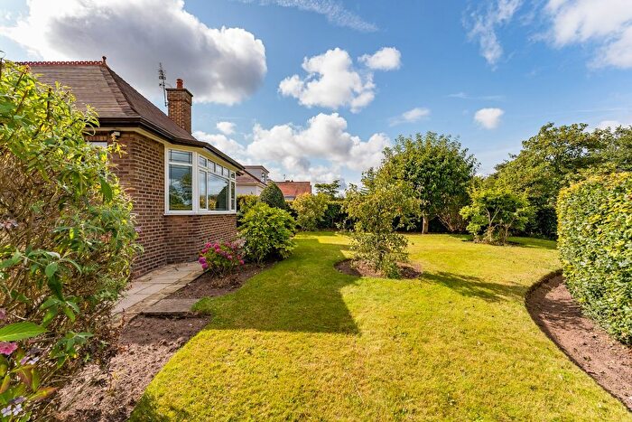 5 Bedroom Bungalow To Rent In Chester Road, Mere, Knutsford, Cheshire, WA16