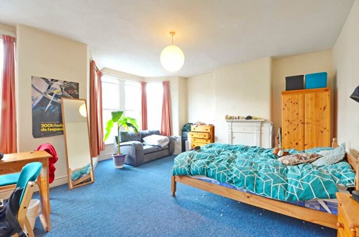 5 Bedroom Semi-Detached House To Rent In Seymour Avenue, Bristol, BS7