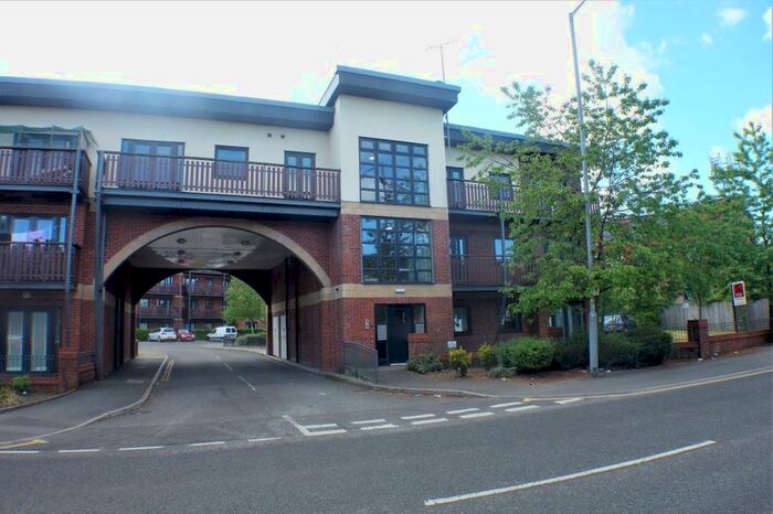 2 Bedroom Flat To Rent In Canalside, Water Street, Radcliffe, M26