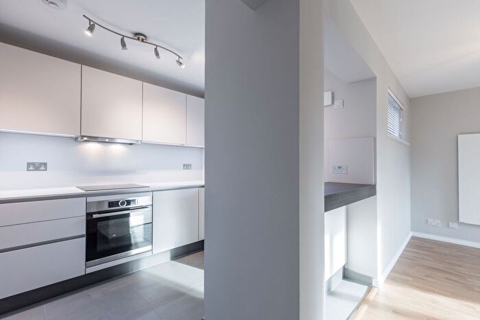 1 Bedroom Flat To Rent In Myers Lane, London, SE14