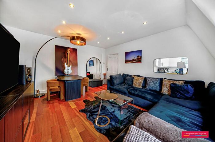 2 Bedroom Flat To Rent In Goldhurst Terrace, London, NW6