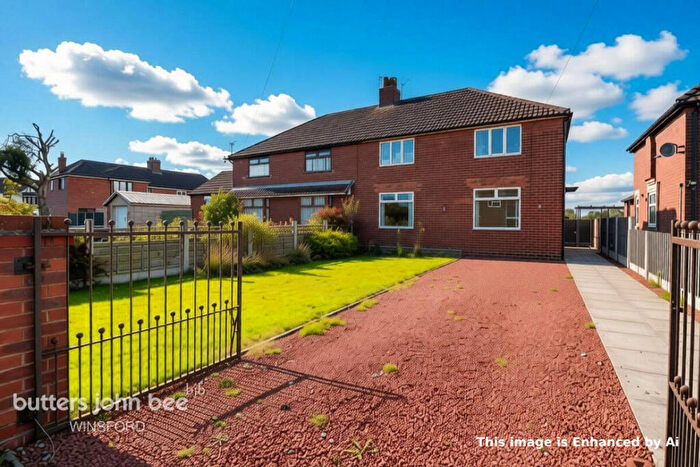 3 Bedroom Semi-Detached House For Sale In Meadow Grove, Winsford, CW7