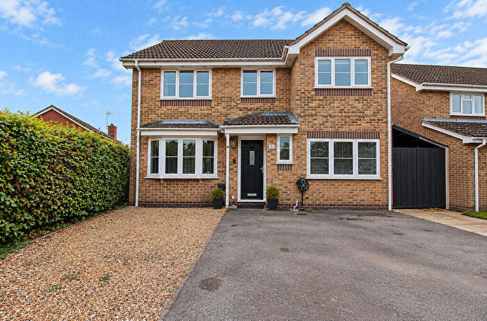 4 Bedroom Detached House For Sale In The Willows, Denmead, PO7