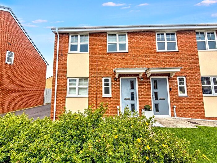 3 Bedroom Terraced House To Rent In Huby Villas, Harewood Crescent, Stockton-On-Tees, TS19